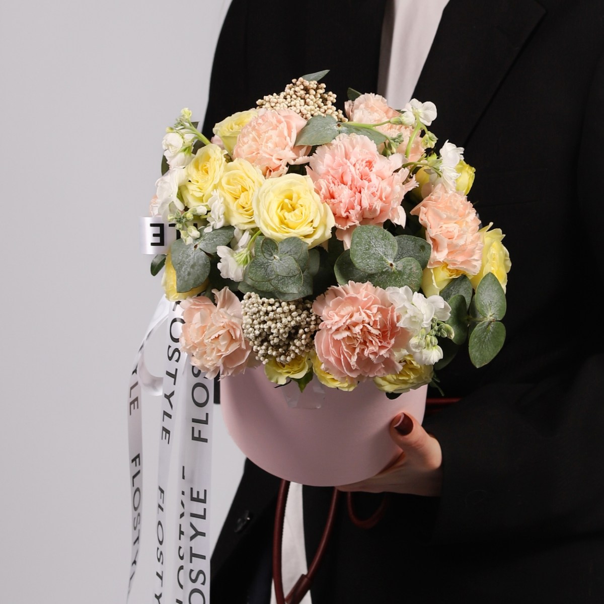 sbornyj buket nezhnyj v korobke 3